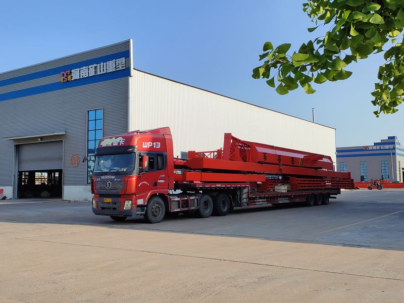 電動葫蘆門式起重機(jī) 2臺 MHxh10t—25m 外懸5/5m MHxh5t—23m 外懸4.5/4.5m 制作完成，發(fā)往青海交付客戶使用